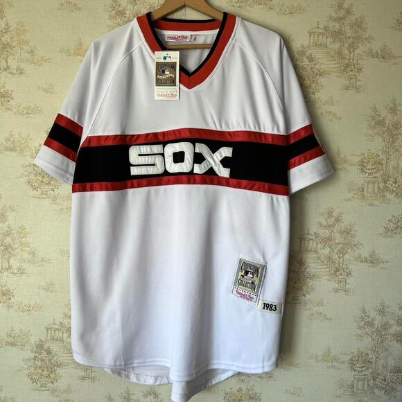 NWT Mitchell & Ness Carlton Fisk 1983 Chicago White Sox JerseySize 56